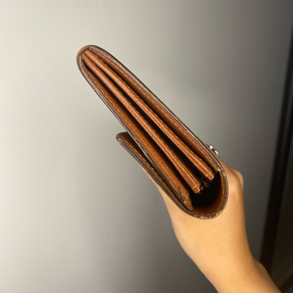 *SOLD 💘*****LV Monogram Sarah Wallet 💳 - Picture 4 of 11